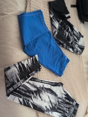 3 pairs of Asics tights
